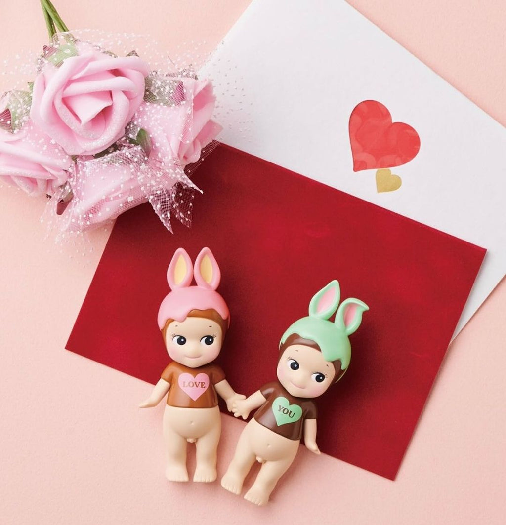 Sonny Angel - Gift of Love